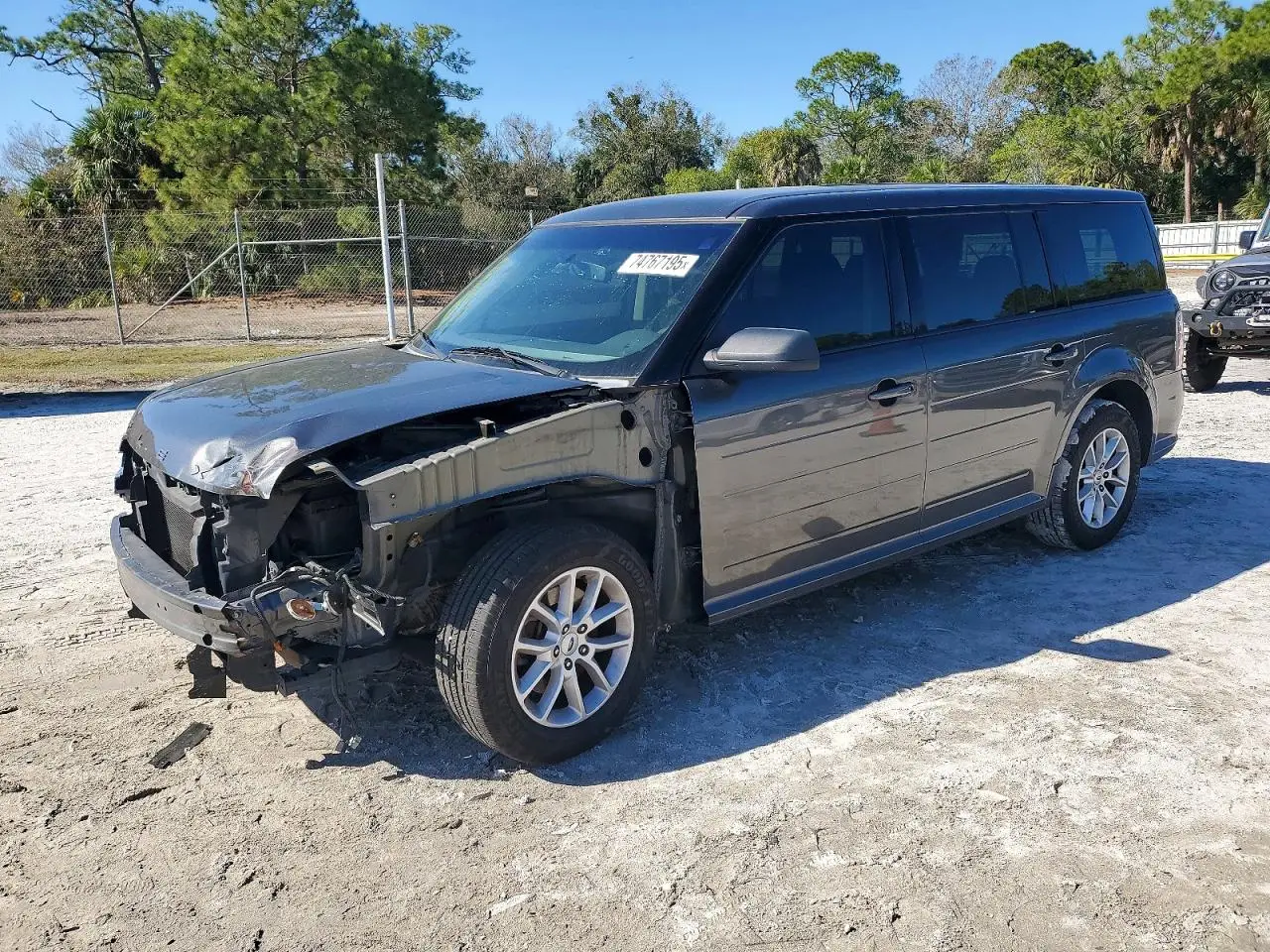 2019 FORD TRACTOR SILVER VIN: 2FMGK5B85KBA06706