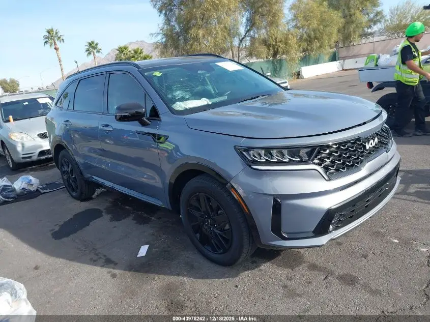 2023 KIA SORENTO  VIN: 5XYRL4LC4PG249370