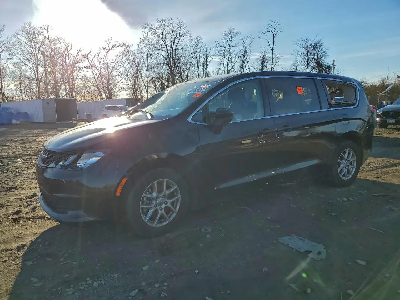 2024 CHRYSLER MINIVAN BLACK VIN: 2C4RC1CGXRR128004