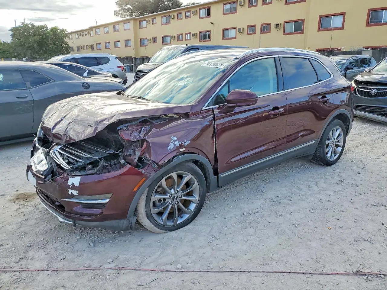 2017 LINCOLN MKC MAROON VIN: 5LMCJ2C98HUL32796
